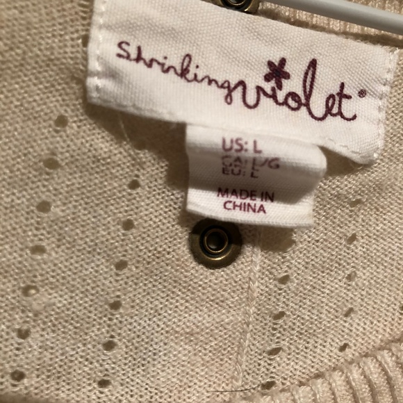 Shrinking Violet White sweater Cream Light Knit - Picture 6 of 6